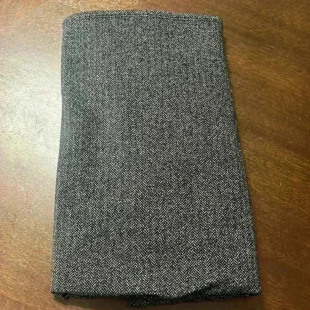 Lululemon Customizable Snap Scarf - Picture 5 of 5